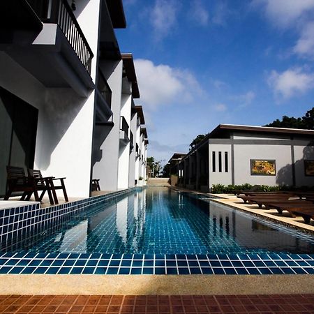 Alphabeto Resort Nai Harn Экстерьер фото